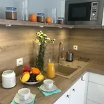 Apartamento Inhome 2 *