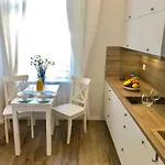 Appartement Inhome 2 *