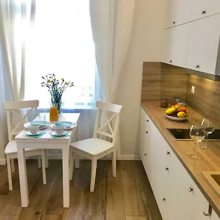 アパート Inhome 2 *